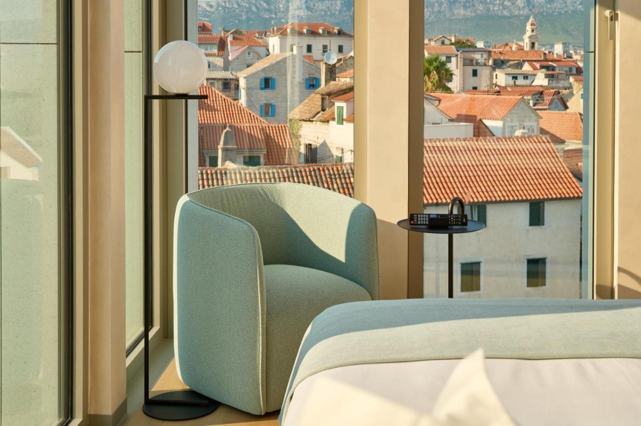 Hotel Ambasador Σπλιτ Εξωτερικό φωτογραφία Deluxe Room