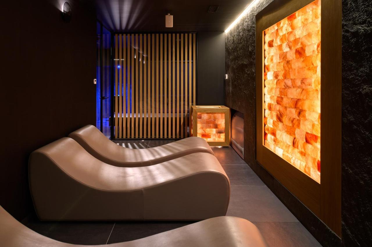 Hotel Ambasador Σπλιτ Εξωτερικό φωτογραφία Salt room